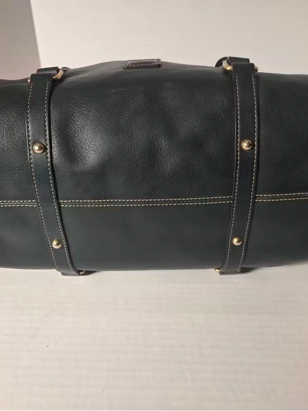 Classic Ivy Green Leather Satchel Handbag with Gold Hardware